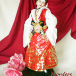 Sculpture Featuring the Traditional Santa Pasqua Costume from Piana degli Albanesi